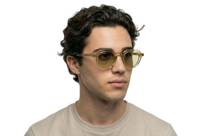 Maison Dazure Mr. Charming sunglasses on model