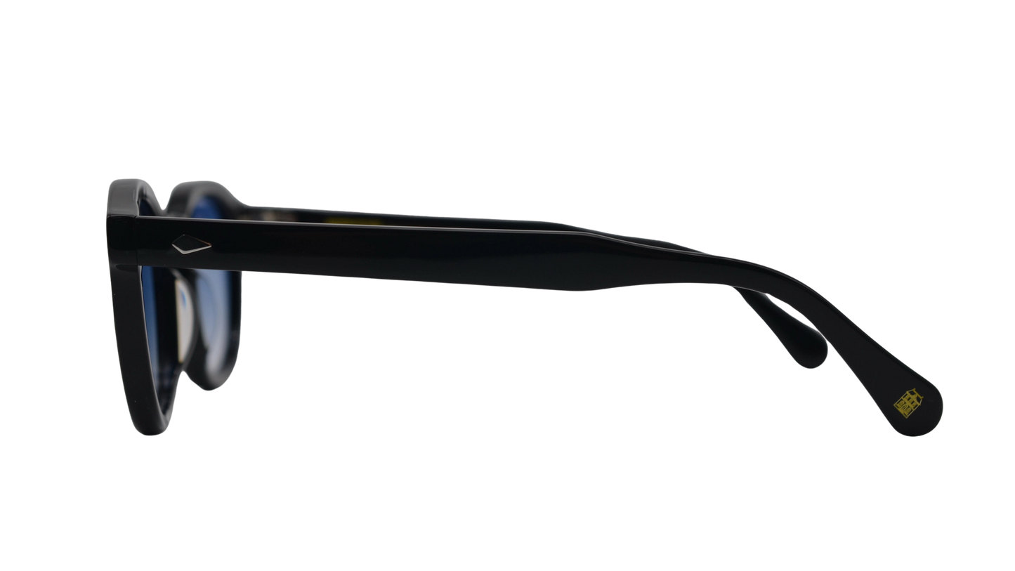 Maison Dazure Starboy sunglasses close-up frame detail