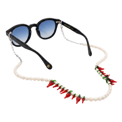 Maison D'Azure Pearl & Chili glasses chain with pearl and chili beads