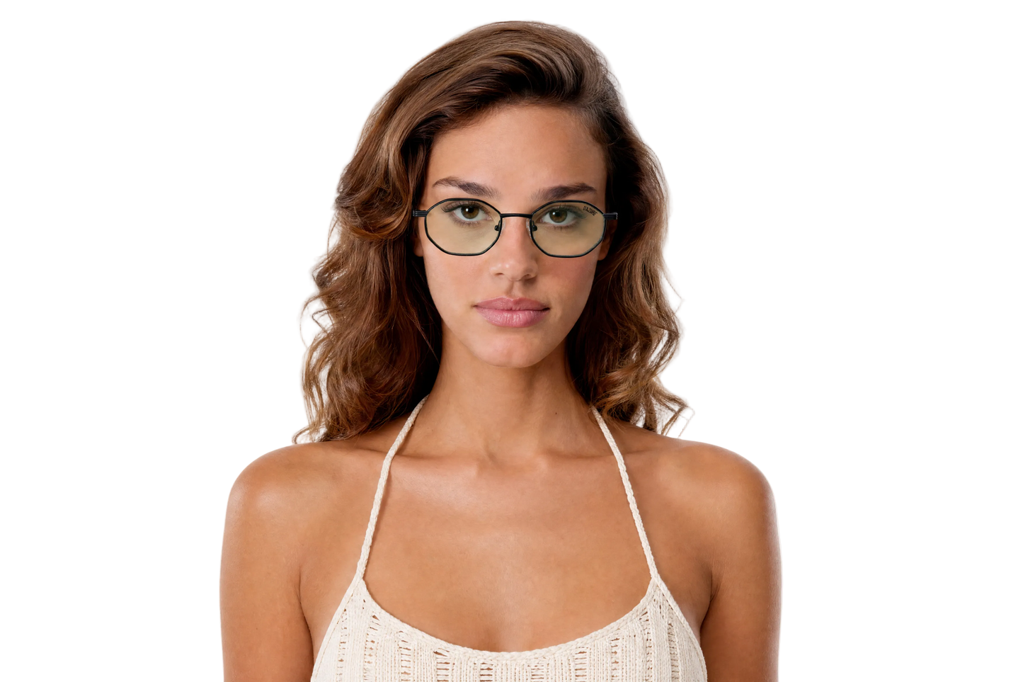 Green::Maison Dazure en forme sunglasses on model